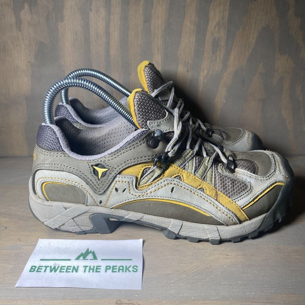 Treksta Nestfit Grey Yellow Lace up Outdoor Hiking trail Shoes Womens Size 7